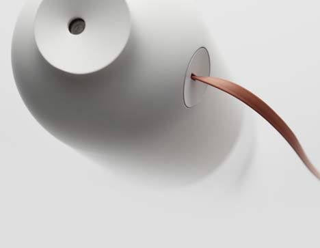 Minimalist Bottle Humidifier