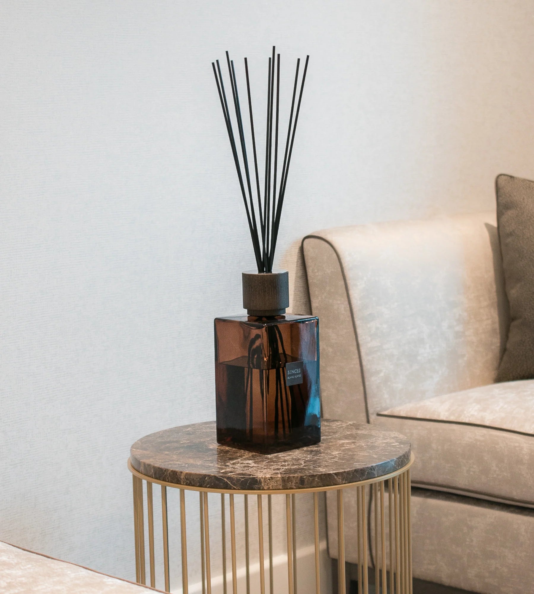 VELORA Premium Statement Diffuser